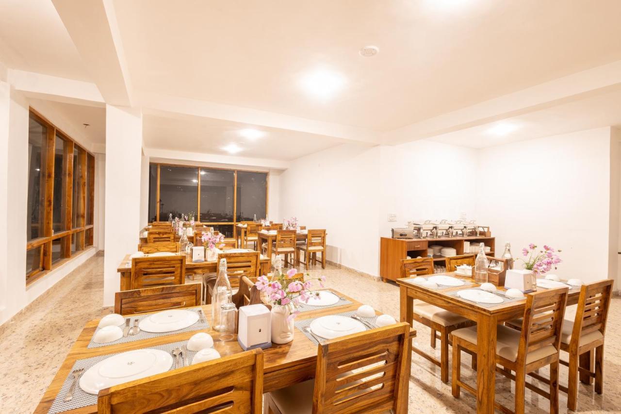 Aroha Residency- A Countryside Resort Manāli Kültér fotó