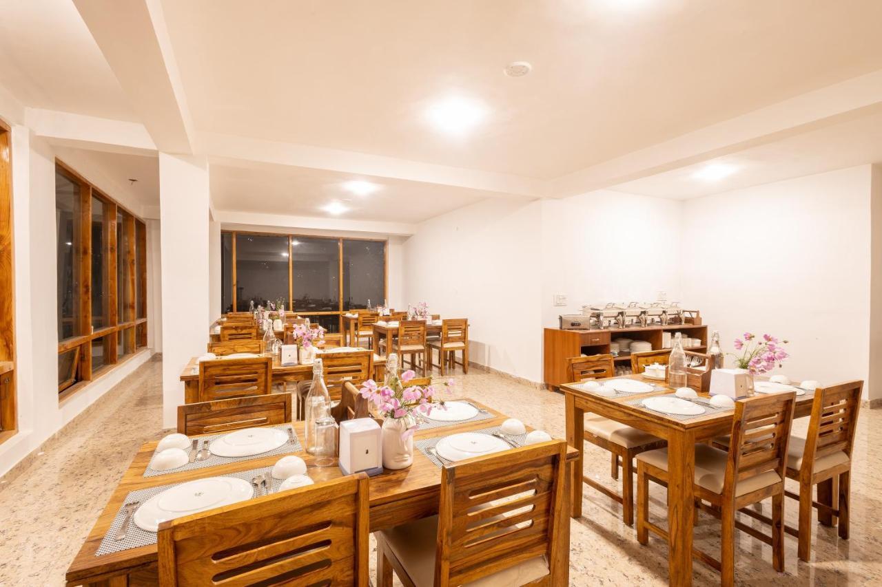 Aroha Residency- A Countryside Resort Manāli Kültér fotó