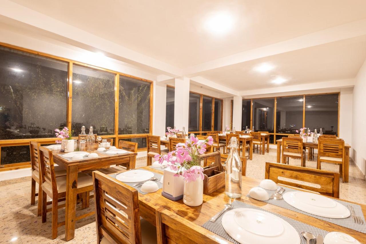 Aroha Residency- A Countryside Resort Manāli Kültér fotó