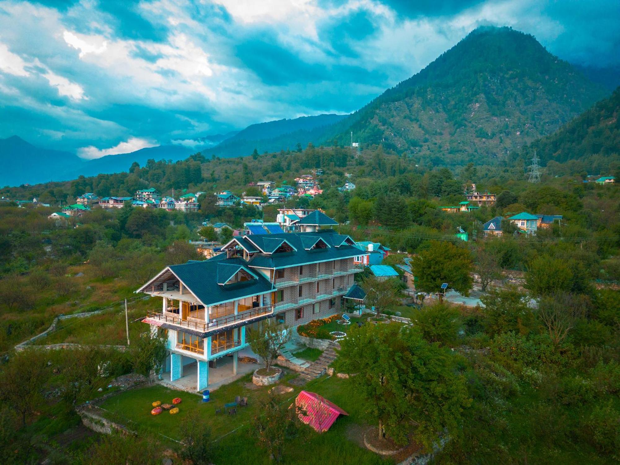 Aroha Residency- A Countryside Resort Manāli Kültér fotó
